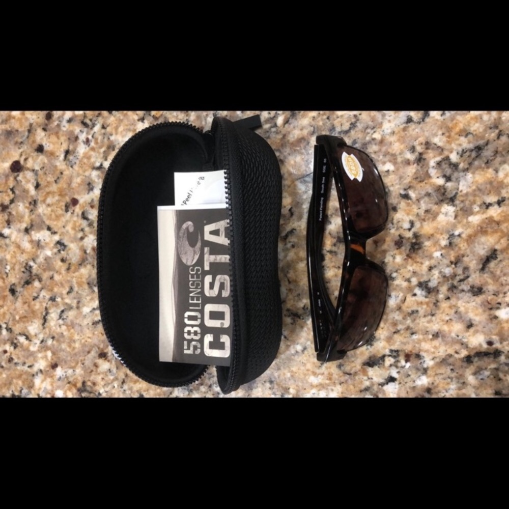 Men Costa Glasses NEW WITH TAGS - Picture 3 of 6